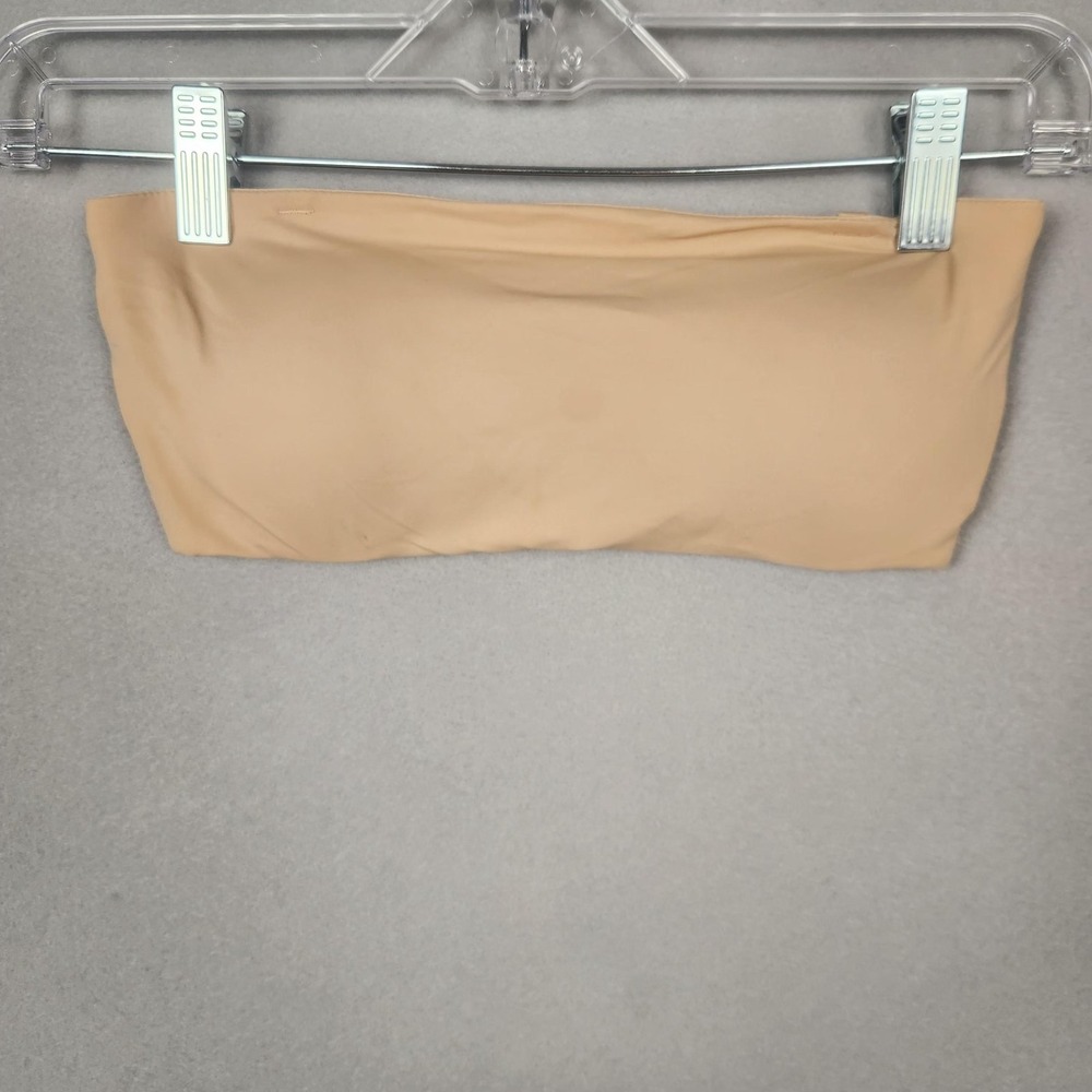 True & Co Bandeau Bra Womens Small Beige Strapless Seamless Stretch Pullover Top